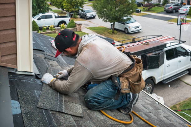Professional Roofing technician working in Alger, OH